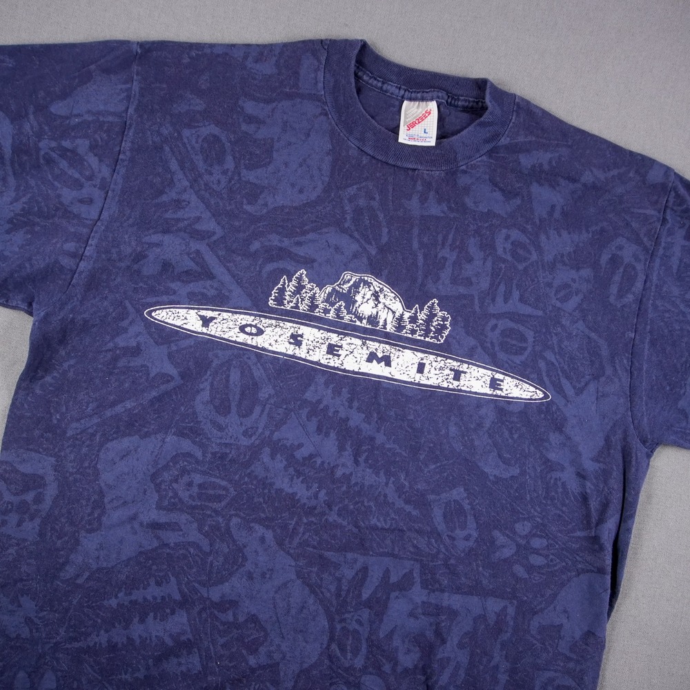 Vintage 90s Yosemite National Park Jerzees Graphic T Shirt Mens L Bear Trees AOP
